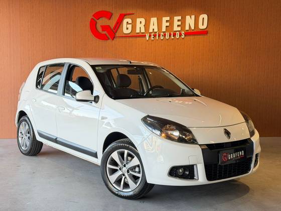 RENAULT SANDERO 1.6 PRIVILÈGE 8V FLEX 4P MANUAL